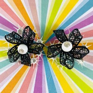 Gorgeous rare and cool plastic atomic starburst rhinestone clip earrings